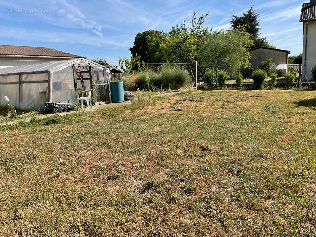 Maison à PLEUMARTIN