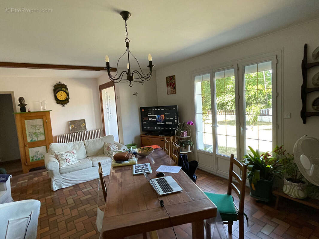 Maison à PLEUMARTIN