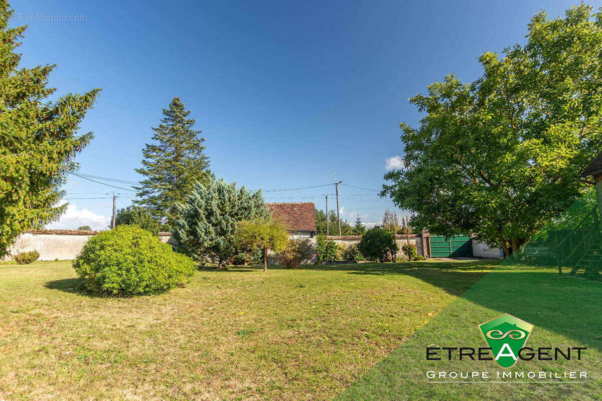 Maison à LA NEUVE-LYRE