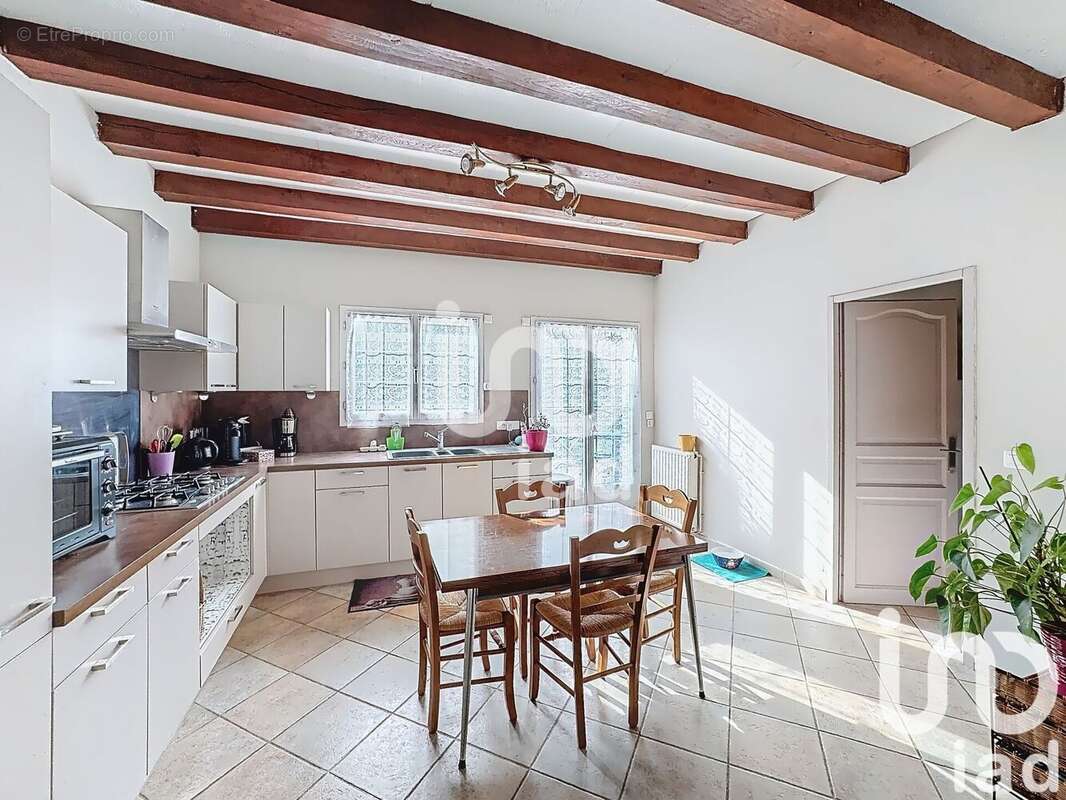 Photo 8 - Maison à MOISSY-CRAMAYEL