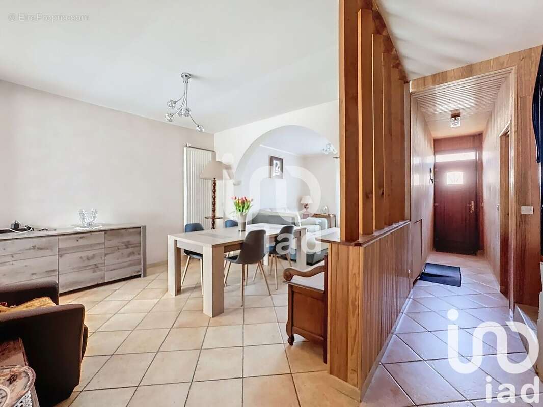 Photo 9 - Maison à MOISSY-CRAMAYEL