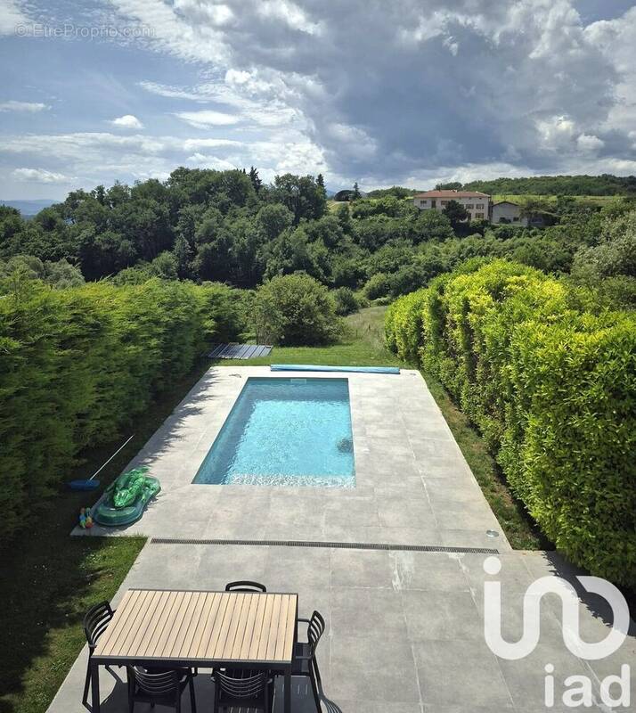 Photo 1 - Maison à SAINT-CYR-SUR-LE-RHONE