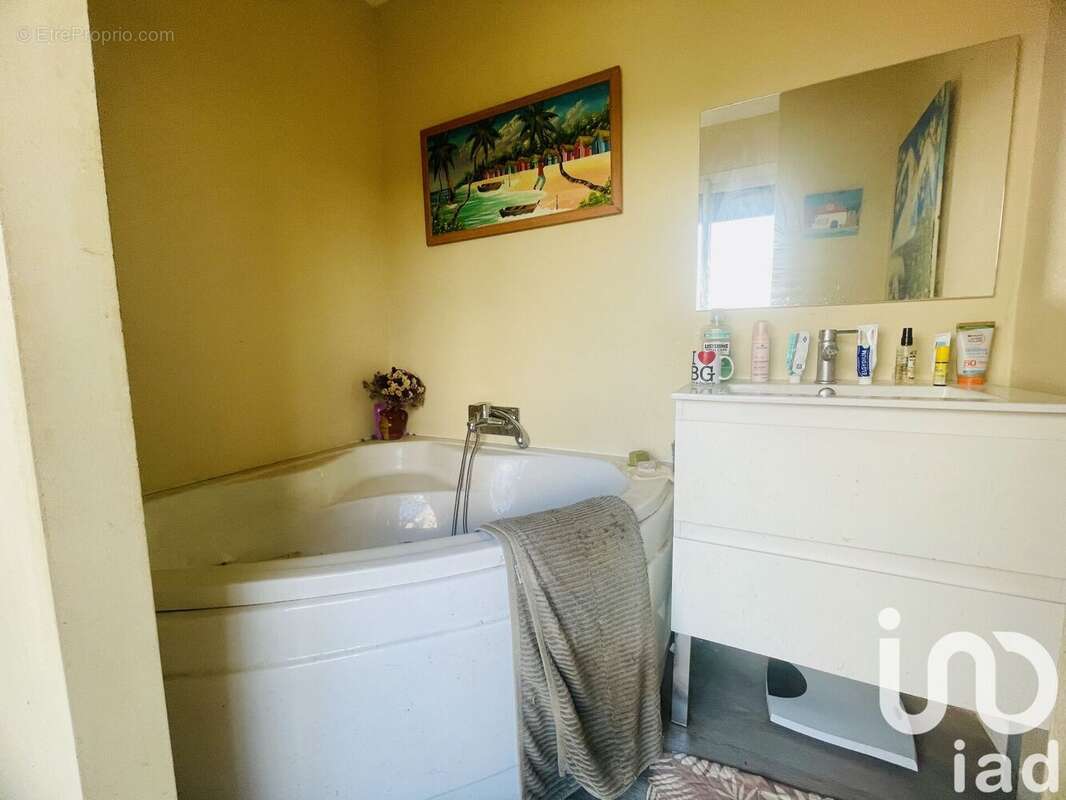 Photo 5 - Maison à MANSAC