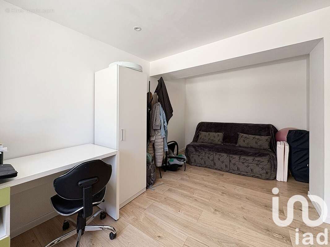 Photo 3 - Maison à VILLENEUVE-LES-GENETS