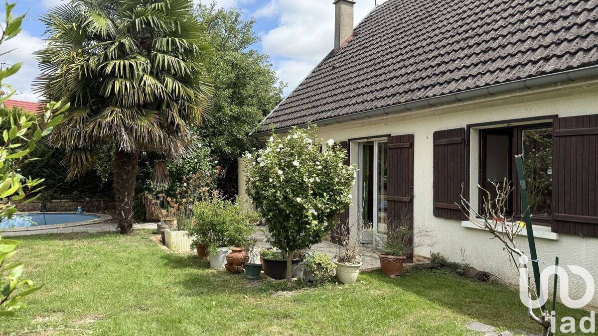 Photo 1 - Maison à SAINT-GERMAIN-LAVAL