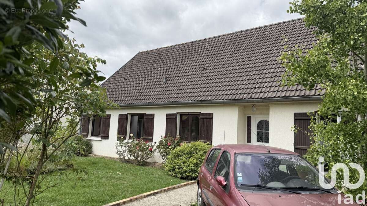 Photo 4 - Maison à SAINT-GERMAIN-LAVAL