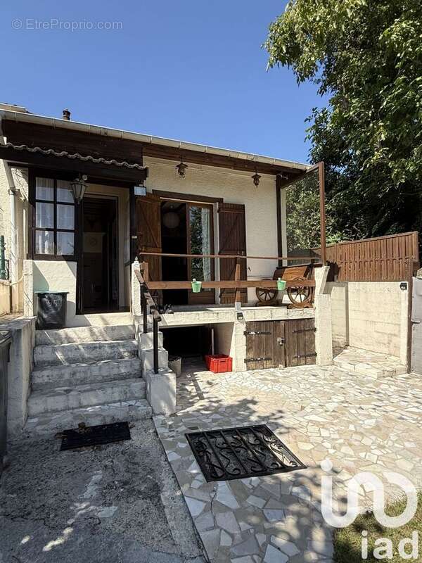 Photo 3 - Maison à PIERREFITTE-SUR-SEINE