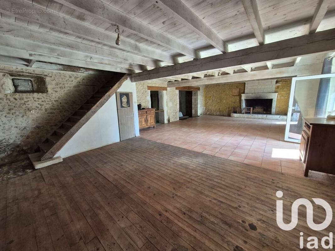 Photo 3 - Maison à SAINT-PALAIS-DE-NEGRIGNAC
