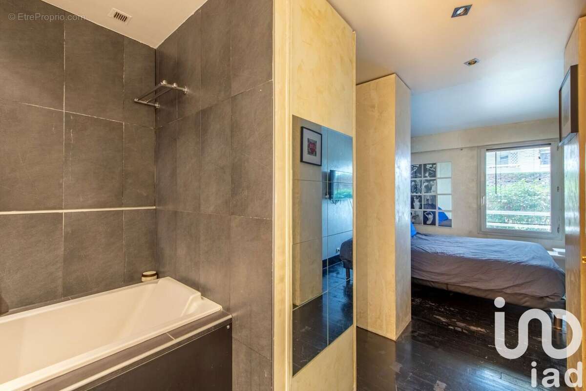 Photo 9 - Appartement à SURESNES