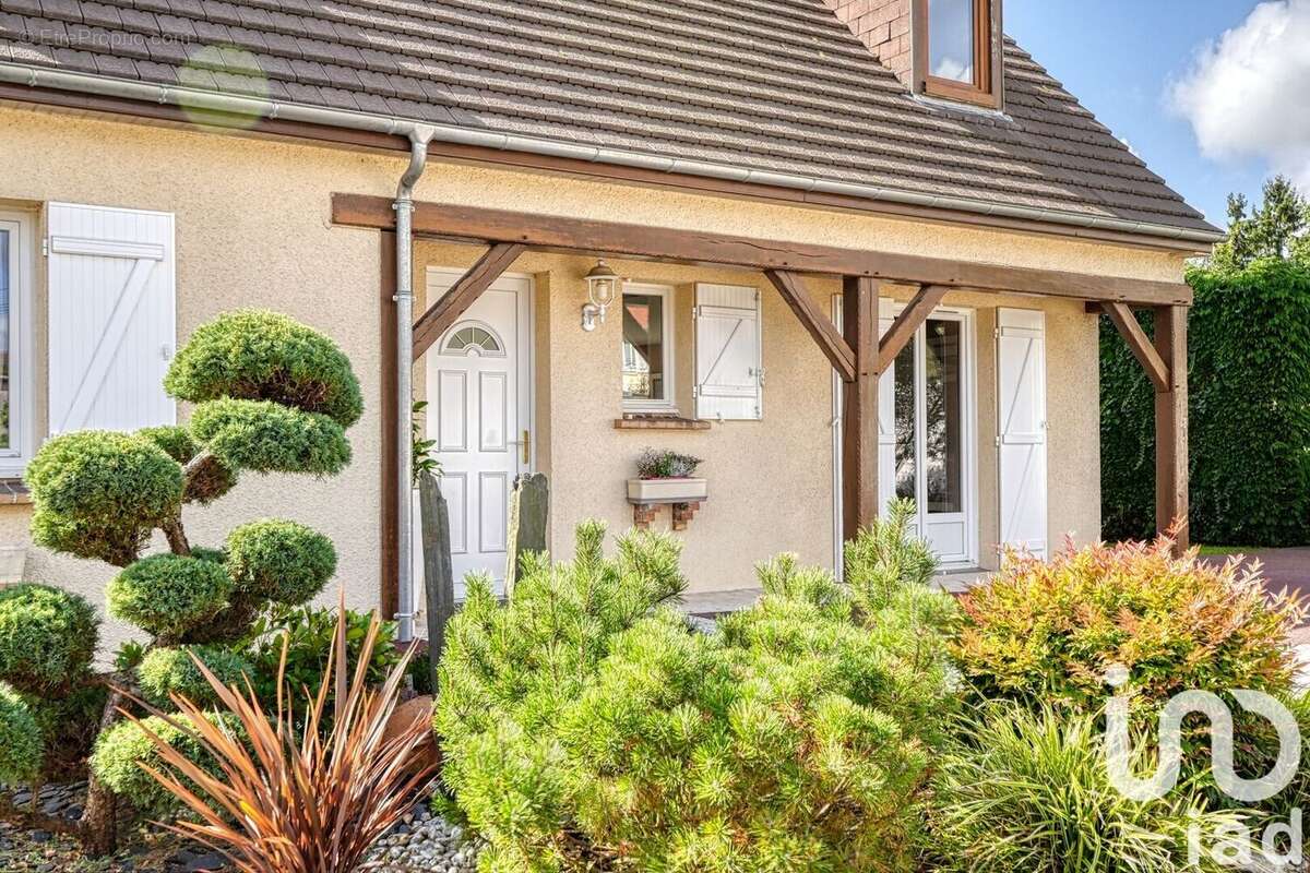 Photo 2 - Maison à BELLOY-EN-FRANCE