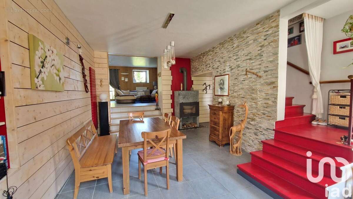 Photo 4 - Maison à SAINT-MARTIN-DE-LA-CLUZE