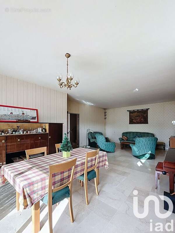 Photo 5 - Maison à FONTAINE-LE-PORT