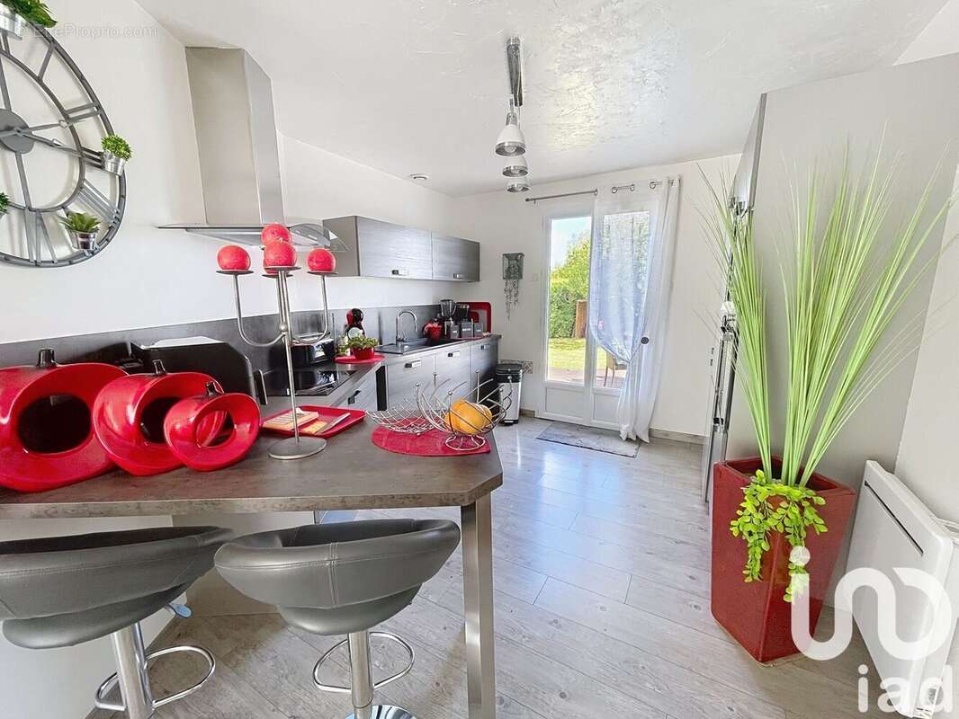 Photo 3 - Maison à RICHEBOURG