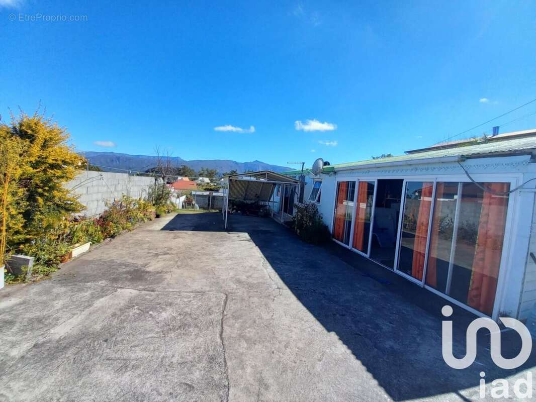 Photo 2 - Maison à SAINT-PIERRE