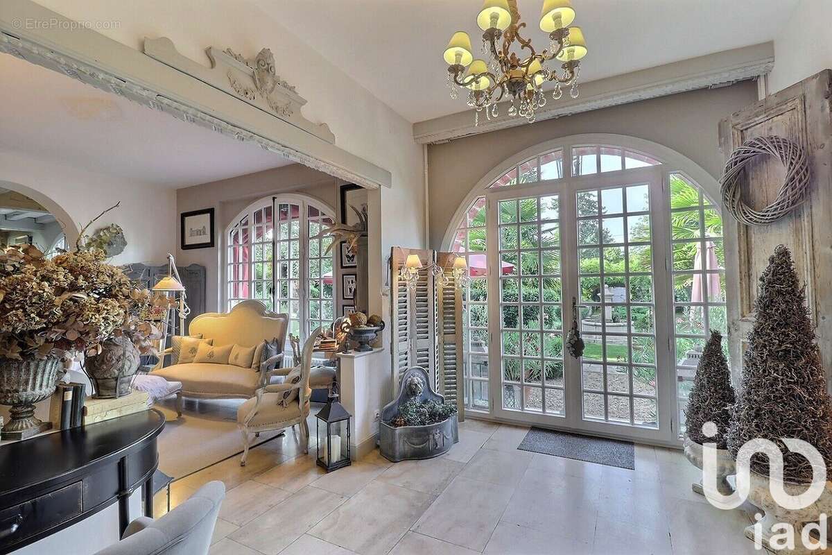 Photo 2 - Maison à LUZANCY