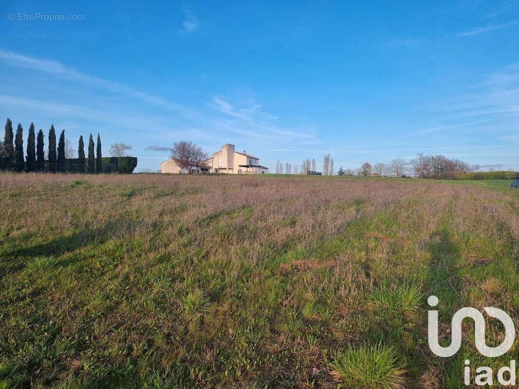 Photo 1 - Terrain à LAUGNAC