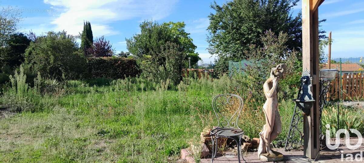 Photo 3 - Terrain à PONT-DU-CHATEAU