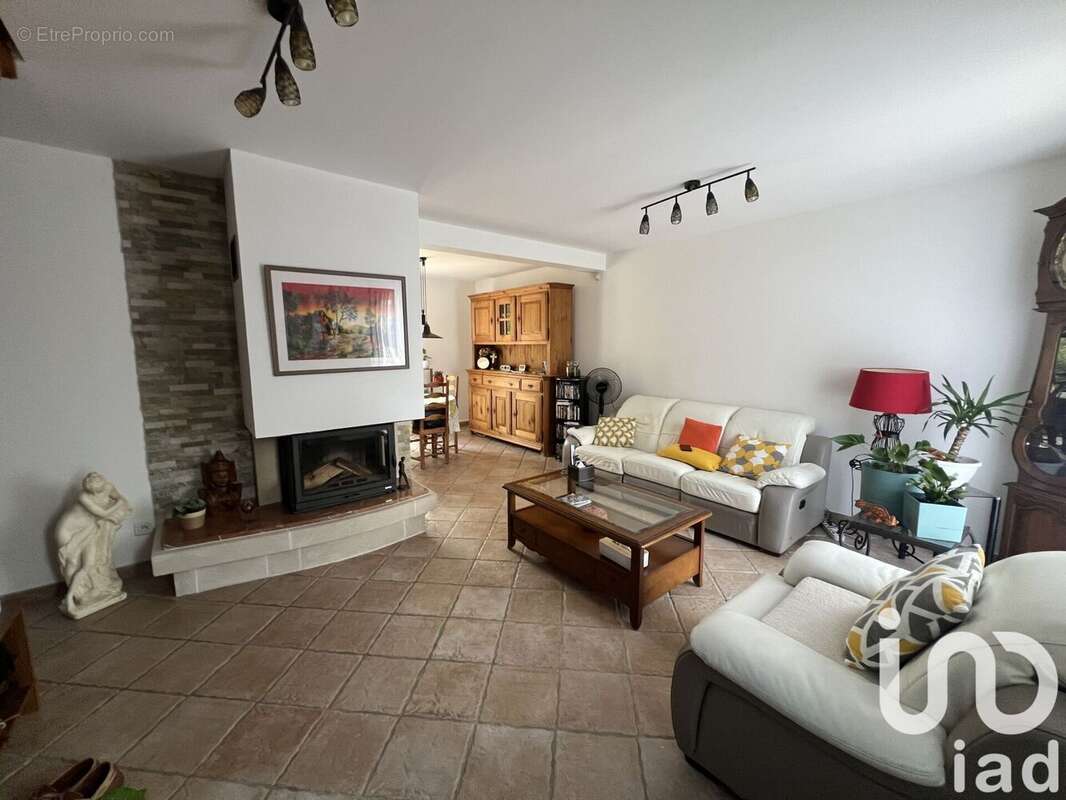 Photo 3 - Maison à ATTAINVILLE