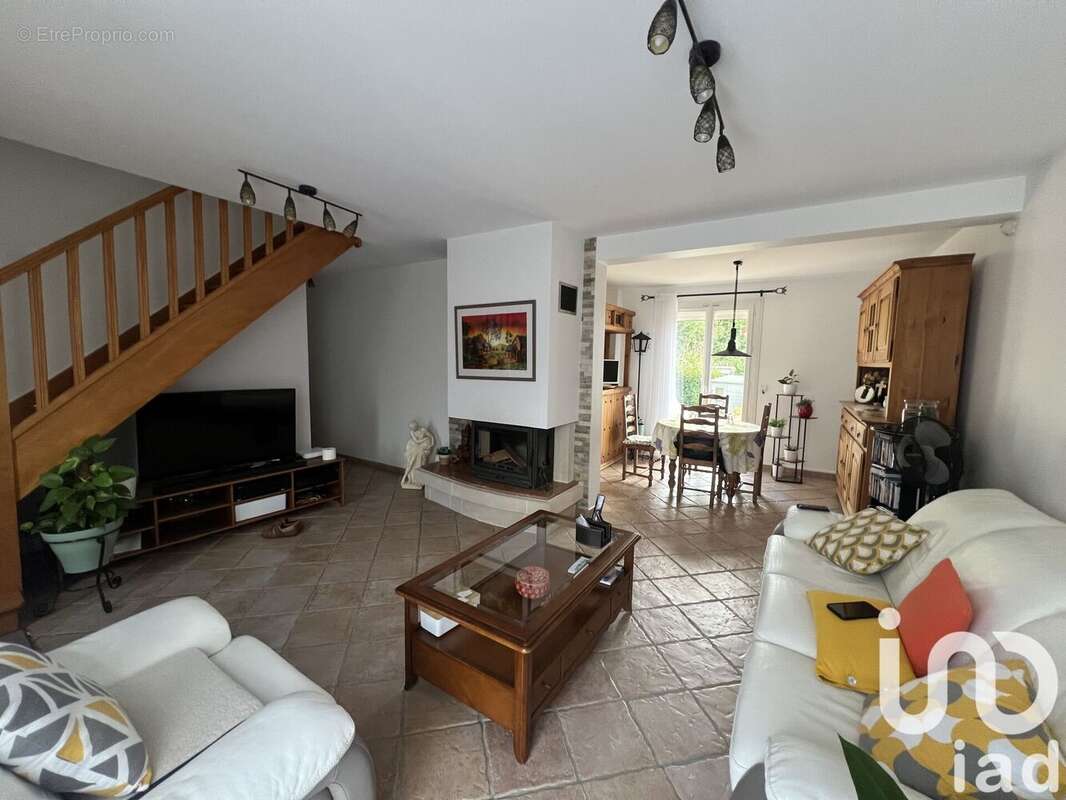 Photo 4 - Maison à ATTAINVILLE