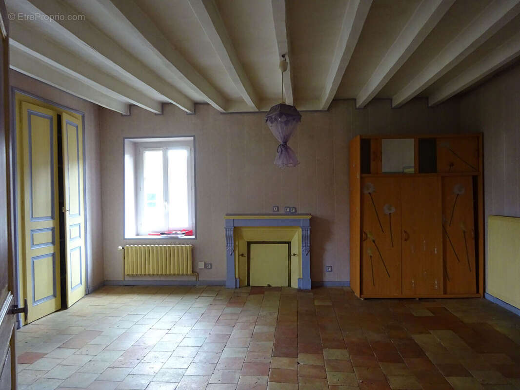 Maison à SCEAUX-SUR-HUISNE