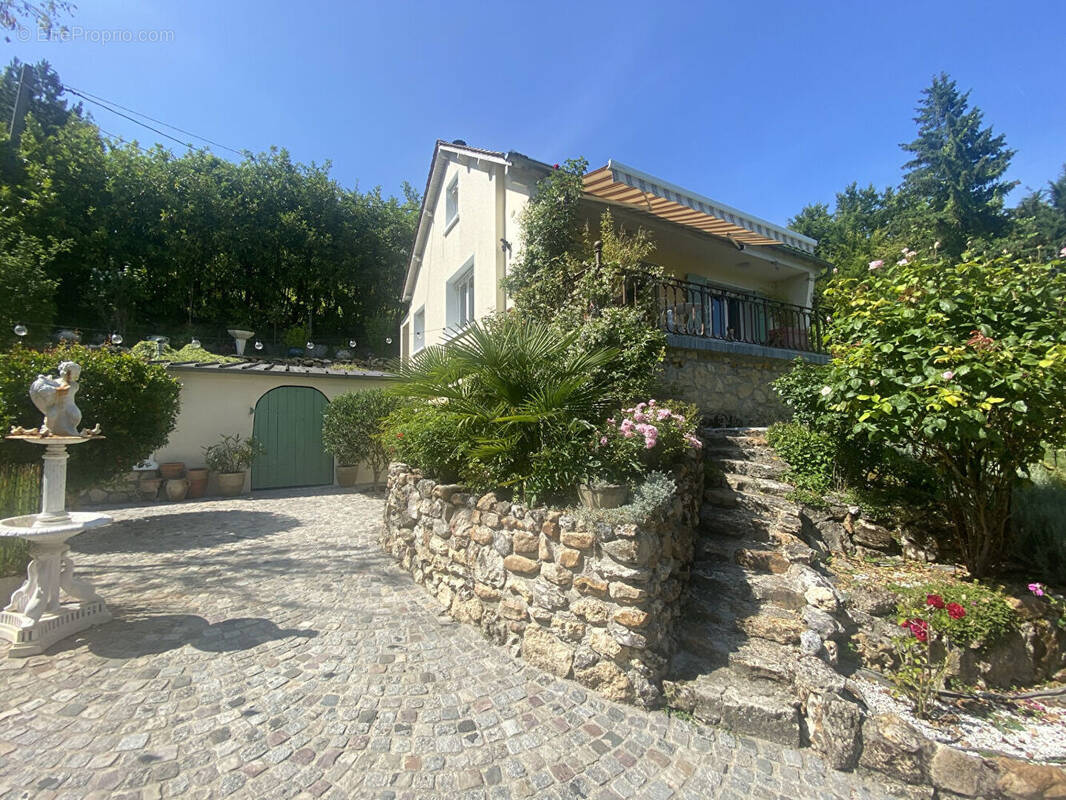 Maison à BERNIERES-SUR-SEINE