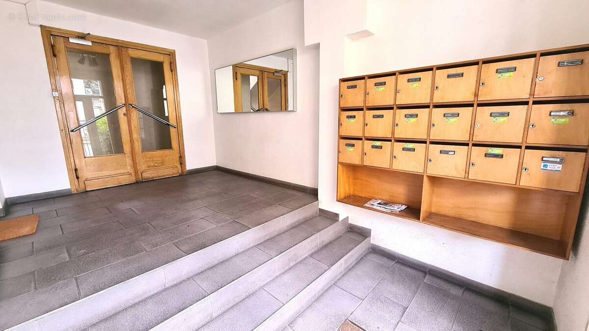 Appartement à SAINT-ETIENNE