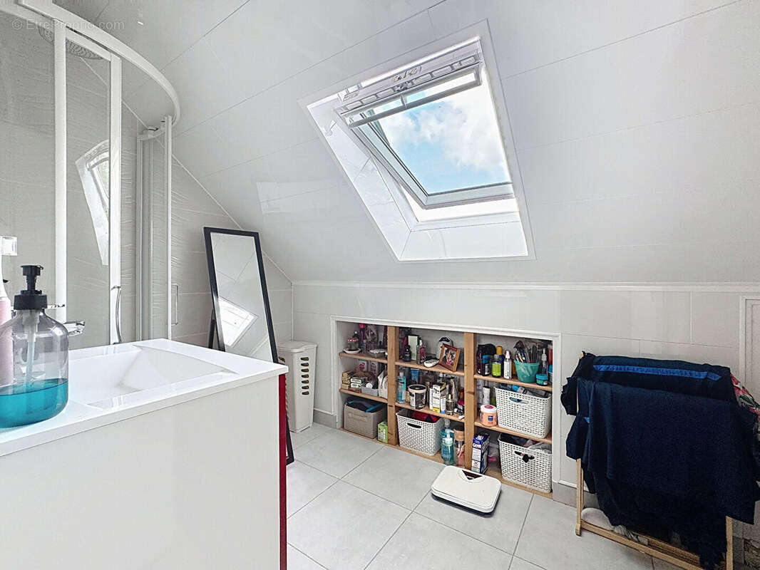 Maison à SAINT-MARTIN-DE-FONTENAY