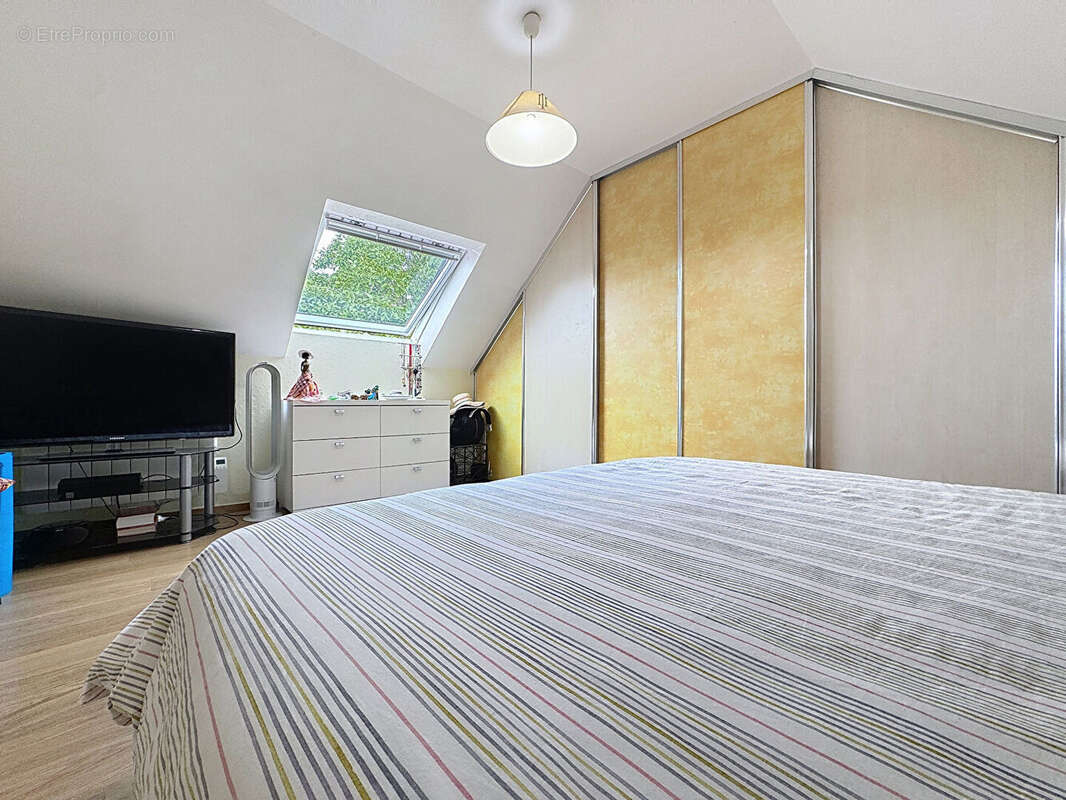 Maison à SAINT-MARTIN-DE-FONTENAY