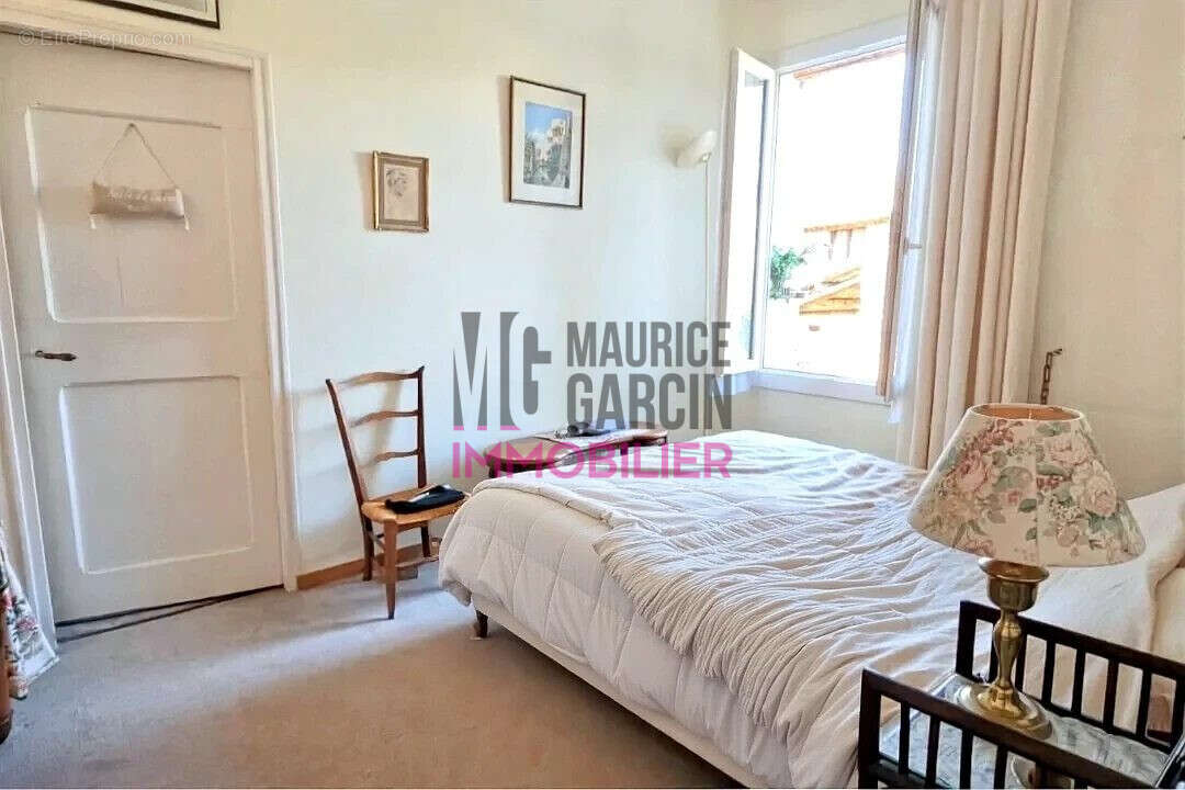 Maison à PERNES-LES-FONTAINES