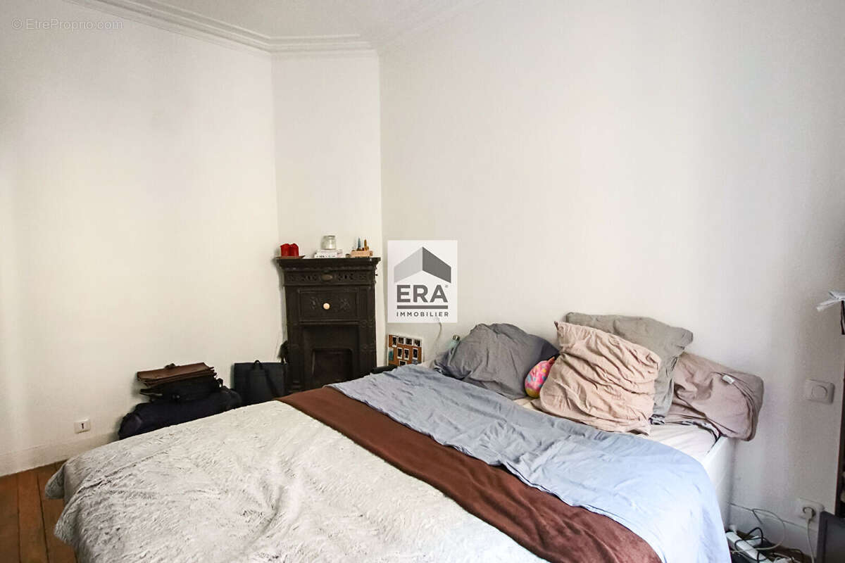 Appartement à PARIS-14E