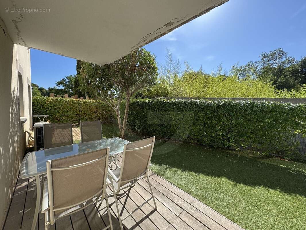 Appartement à BOUZIGUES