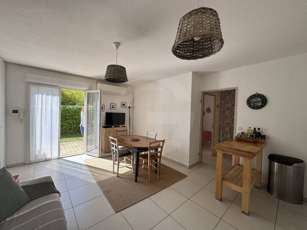 Appartement à BOUZIGUES