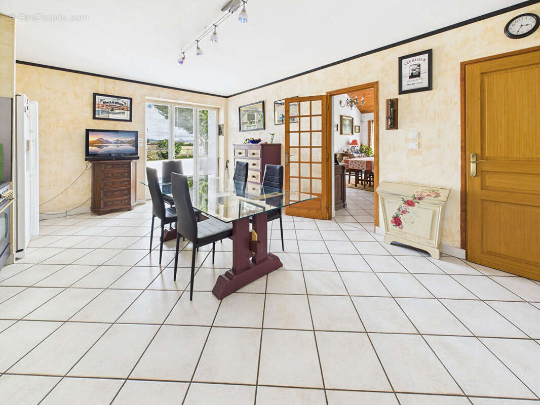 Maison à SAINT-ANDRE-LE-COQ