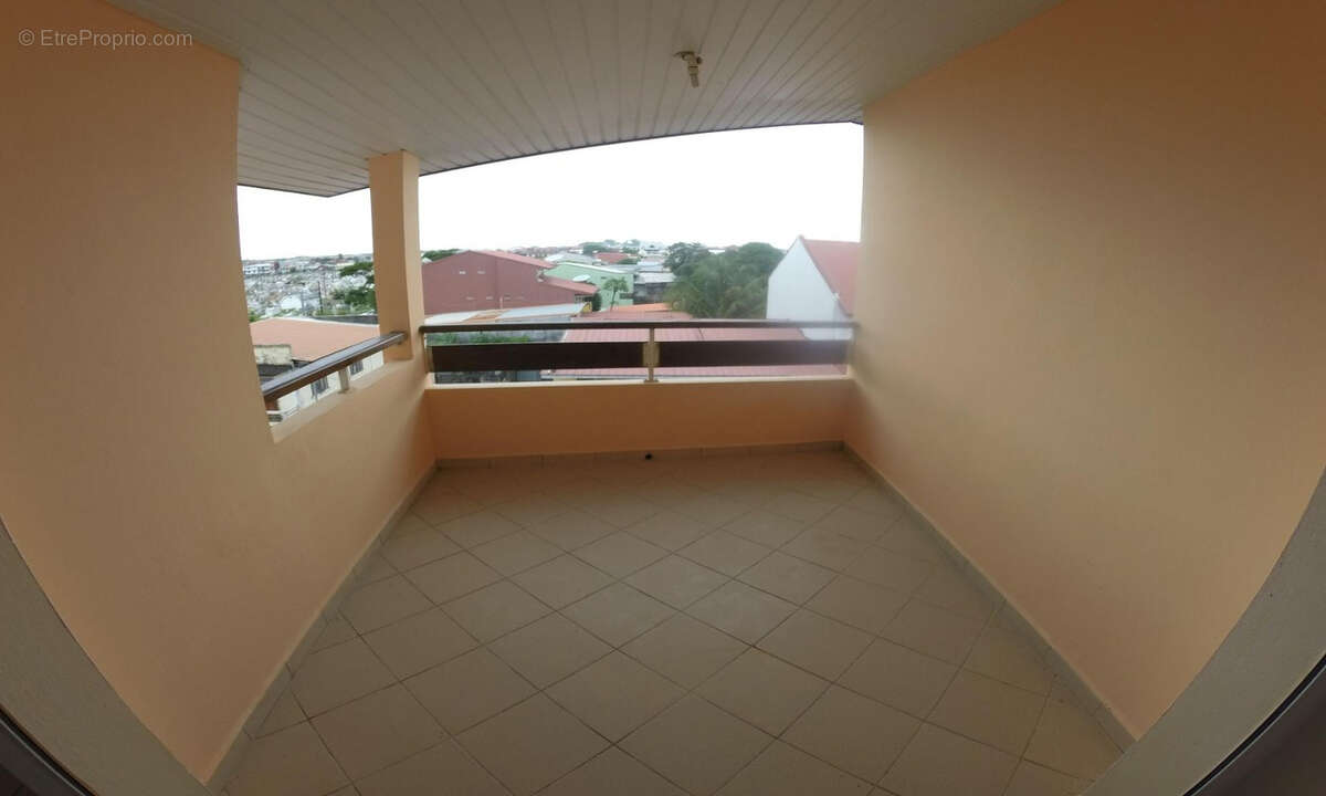 Appartement à CAYENNE