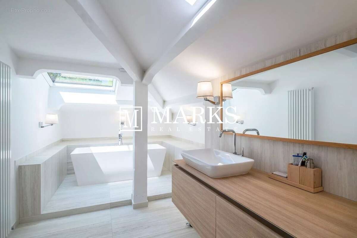 Maison à SAINT-JEAN-CAP-FERRAT