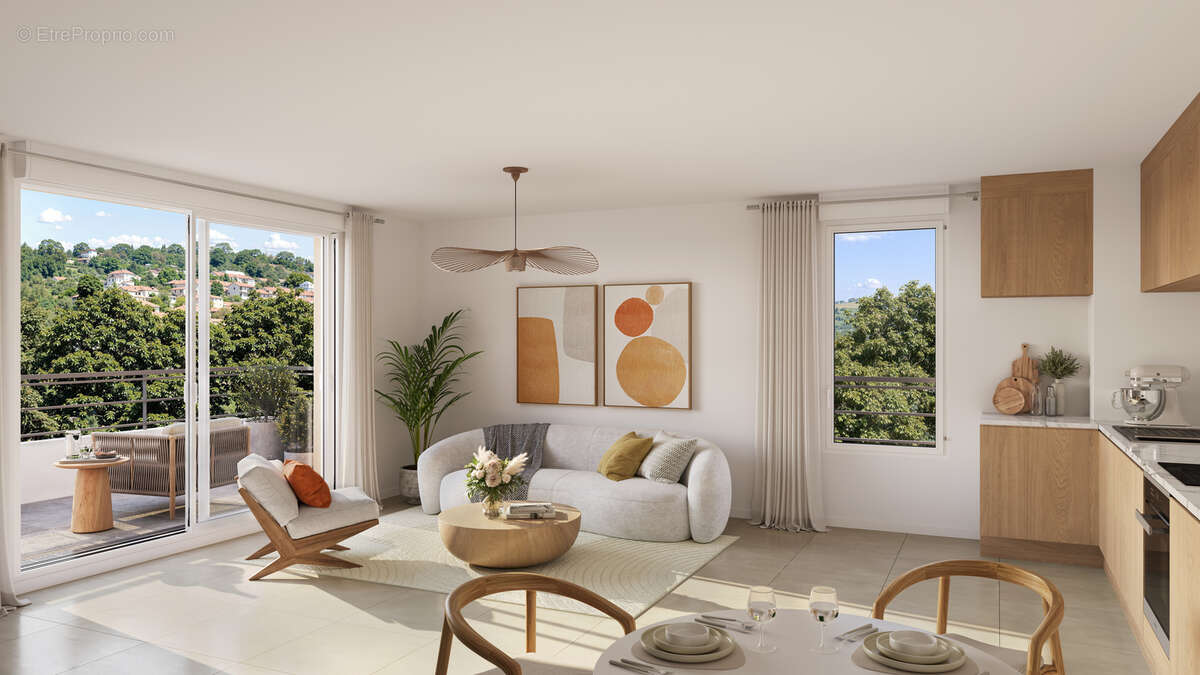 Almée à La Seyne Sur Mer